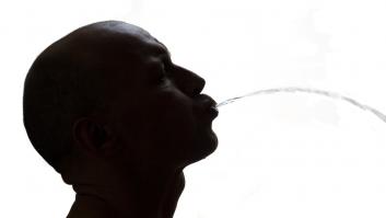 Advertencia a los que escupan en la calle de esta ciudad de España: la multa puede llegar hasta los 1.500 euros