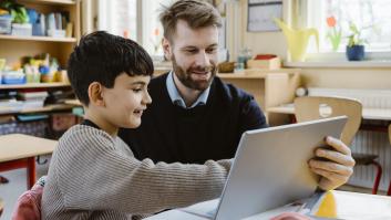 Javier Novas, profesor español en Alemania: "He empezado a cobrar unos 3.600 y 3.700 euros al mes, pero eso no lo es todo"