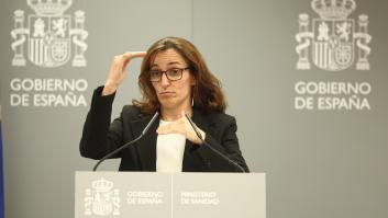 Mónica García quiere acabar con la ley que abrió la puerta a la privatización sanitaria y acusa a Ayuso de "maquillar" las listas de espera