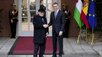 Pedro Sánchez recibe a Mahmoud Abbas en Madrid: "España caminará siempre de la mano de Palestina, un país amigo"