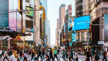 Varios españoles residentes en Estados Unidos coinciden en la gran lección laboral que deberíamos copiar en España: "Aquí valoran la ambición y el sobresalir"