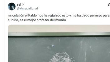 Un profesor arrasa con lo que ha dibujado a sus alumnos en la pizarra: es toda una obra de arte