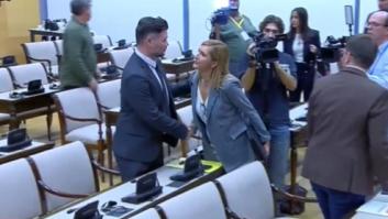 La 'cobra' de Rufián a Salomé Pradas en el Congreso: ella va a darle dos besos y el diputado se aparta