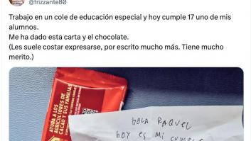 Una profesora comparte la nota que le ha dejado su alumno de educación especial y varias madres le responden: "Gracias por lo que haces"