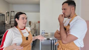 Noelia, pastelera, tenía una tienda con 15 empleados y facturaba medio millón pero lo cerró todo para trabajar sola y ahora gana el doble con el método de las zapatillas de lujo: "Hago 'drops' limitados y vuelan"