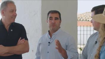 Lo que un maestro cortador recomienda hacer en el momento exacto en que el jamón se empieza a torcer