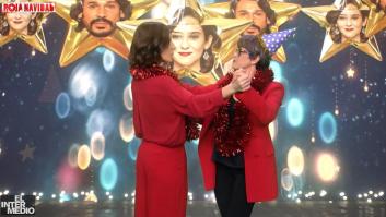 El villancico del ático de Ayuso de 'El Intermedio' que arrasa: "Pero mira como vive, el COVID le ha hecho rico..."