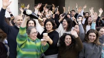 El héroe Álvaro, 'la Rosalía' o la becaria premiada: historias de la Lotería que te harán sonreír aunque no te haya tocado nada (un año más)