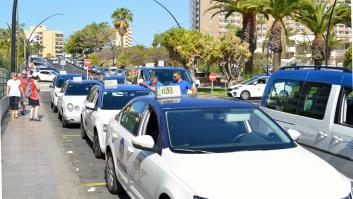 Un taxista de Canarias, sobre el mito de que siempre están enfadados: "No estamos de mal humor, simplemente sobreviviendo al tráfico"