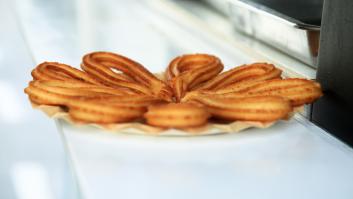 Juan Alpuente, churrero: "Solo en aceite gasto hasta 210 euros a la semana"