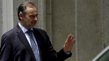 El informe encargado por el PSOE descarta financiación ilegal, pero detecta gastos "llamativos" de Ábalos