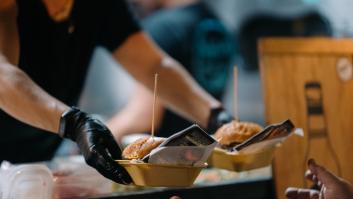 No sabía usar una radial hace 5 años, empezó en un coworking y ahora factura 2,5 millones fabricando food trucks: "Fue una idea loca"