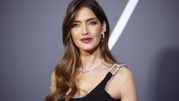 El entorno de Sara Carbonero envía un mensaje de calma después de que la periodista fuera operada de urgencia