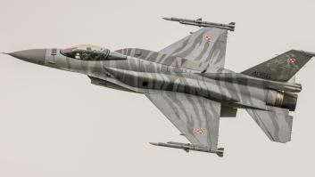 Los pilotos de F-16 de Ucrania desarrollan sus propias estrategias de combate: "Esta guerra es fundamentalmente diferente"