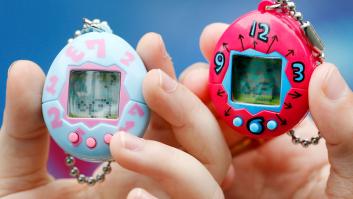 De su visita al espacio a llevar a su empresa a la bancarrota: 12 cosas que no sabías del Tamagotchi (por mucho vicio que tuvieras)