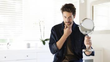 Hombres, jóvenes y con "estatus alto": el estudio masivo que define el perfil del narcisista de manual tras analizar a 45.000 personas