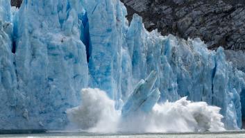 Es el doble de grande que Madrid y se está volviendo azul: imágenes de satélite la NASA captan la agonía del iceberg A-23A