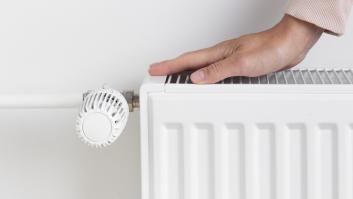 Jorge Morales, experto en energía, avisa del peor error que todos cometemos en casa con los radiadores y da la alternativa perfecta