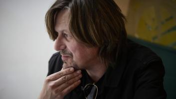 Nacho Vegas habla de qué está pasando con los jóvenes con este mensaje a la izquierda: "Algo se está haciendo mal"