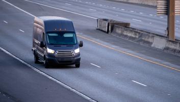 Confirmado por el BOE: solo hay una autopista en España donde se puede conducir por el arcén legalmente en 2026