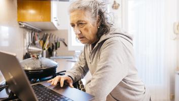 Cindy, 67 años, entrega 69.000 euros a su novio virtual, un falso obrero que resultó ser una estafa : "Ahora tendré que trabajar en un súper hasta los 90 años"