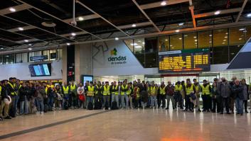 Plante, lanzamiento de chalecos y avisos legales: máxima tensión en la reunión entre maquinistas de Rodalies y el presidente de Renfe