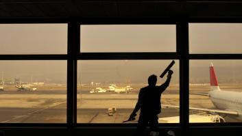 Un limpiador se lleva un iPhone a casa, dice que fue un "error honesto" y exige una indemnización de 30.000 euros tras ser despedido