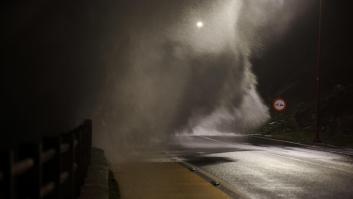 Ingrid ya la está liando: colegios cerrados en Galicia y alerta por nieve, viento y oleaje en 14 comunidades