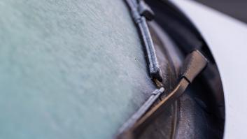 Multada con 70 euros porque el exceso de escarcha en el parabrisas no dejaba ver el ticket: "No te quedas mirando tu coche mientras está aparcado