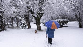 Última hora de la borrasca Kristin en directo: nieve en Madrid, el tiempo en España, estado de las carreteras y alertas de la AEMET