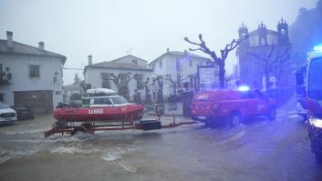 Las autoridades ordenan evacuar a toda la población de Grazalema (Cádiz)