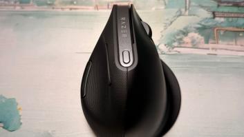 He probado este ratón vertical de Razer: su ergonomía es tal que tu mano lo acaba agradeciendo