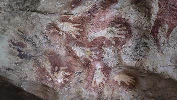 Descubren en plena selva la pintura rupestre más antigua del mundo: es 1.100 años anterior al registro anterior conocido, en España