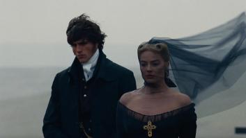 Ni una adaptación fiel ni una reinterpretación rompedora: la 'Cumbres borrascosas' de Margot Robbie y Jacob Elordi es un romance superficial con envoltorio pop