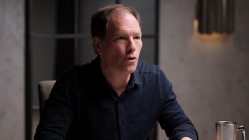 Deja de beber café nada más despertarte: el doctor Breus, experto en sueño, explica por qué debes esperar 90 minutos