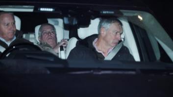 En libertad y con fin de registro en Sandringham, pero las investigaciones continúan tras la salida de comisaría del expríncipe Andrés