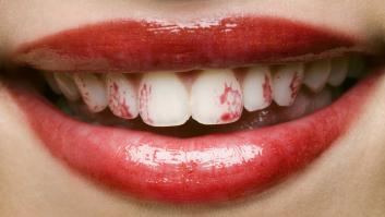 El pintalabios ya no es para gustarles a ellos: por qué Chappell Roan se mancha los dientes de carmín a propósito