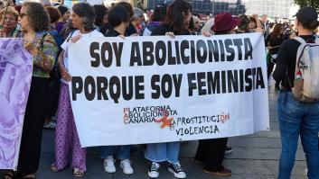 El 69% de los españoles considera que la prostitución es una forma de violencia contra la mujer, según el CIS