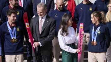 Ana Alonso revela lo que le pasó a ella y a Oriol Cardona tras visitar a Felipe VI: "Lo mismo lo pone ahí en La Zarzuela"