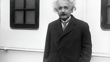 Albert Einstein, sobre la diferencia entre ser listo y ser sabio: “Una persona inteligente resuelve un problema, una sabia lo evita”