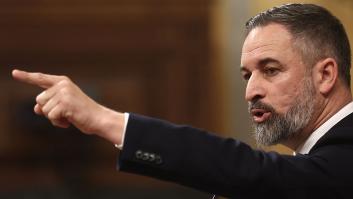 Abascal critica la postura de Sánchez con Estados Unidos y hasta 'Anonymous' salta para dejar un aviso que le va a escocer