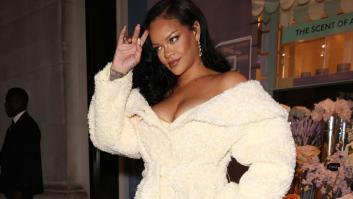 Una mujer dispara a la casa de Rihanna en Los Ángeles mientras ella estaba dentro