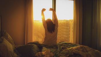 'The New York Times' pone el foco en este hábito matutino para dormir mejor: "Quizás tengas que ponerte creativo"