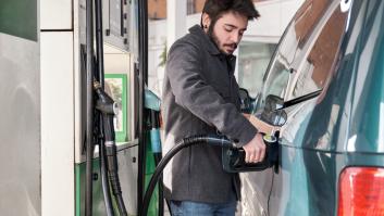 La guerra de Irán vuelve a disparar el petróleo a 100 dólares y los expertos avisan: cada conductor europeo pagará 220 euros más este año en gasolina