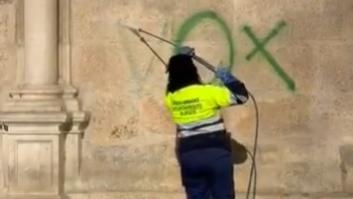 Una pintada de Vox en un bien de interés cultural de Burgos