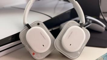 Nothing va por libre con los Headphone (a): los he probado y llegan cargados de autonomía y cancelación de ruido