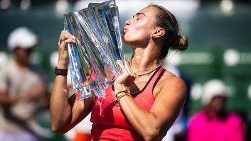 El anillo de esmeralda valorado en un millón de euros y 12 kilates con el que juega Sabalenka, número uno del tenis mundial: "Espero que mis oponentes se distraigan"