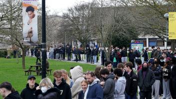 Mueren dos jóvenes por un brote de meningitis en Reino Unido: hay 11 hospitalizados y la Universidad de Kent suspende los exámenes