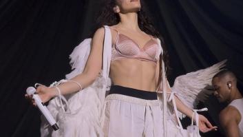 Rosalía en el primer concierto de la gira 'Lux' en Lyon.