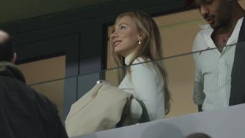 Ester Expósito en el palco del Bernabéu este domingo durante el partido del Real Madrid contra el Atlético de Madrid.